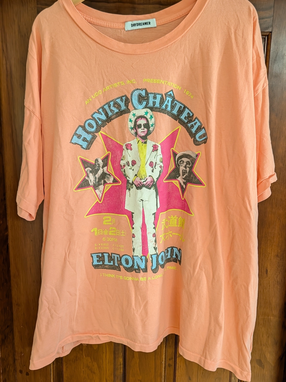Daydreamer Elton John 'Honky Chateau' 'Rocket Man'Graphic Tee - Peach